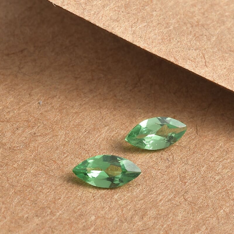 AA Tsavorite Garnet Set of 2 (Mrq 5x2.5 mm) 0.26 ctw