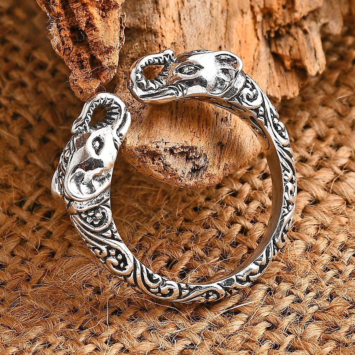 Bali Legacy Sterling Silver Elephant Ring (Size 6.0) 7.07 Grams image number 1