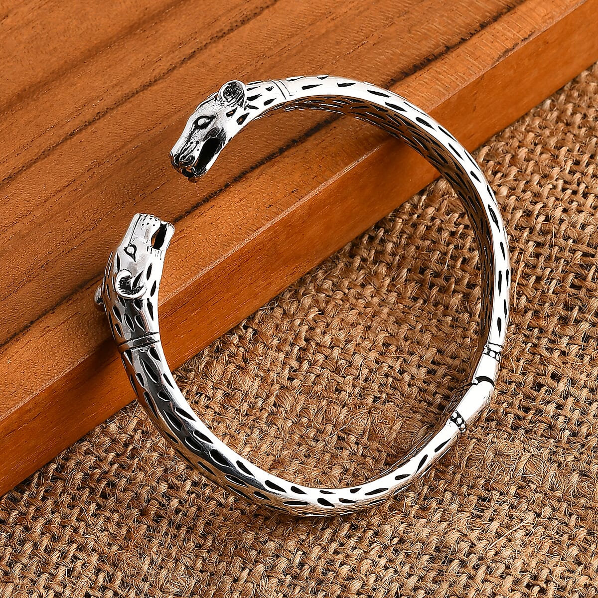 Bali Legacy Sterling Silver Cuff Bangle Bracelet (7.25 In) 31.59 Grams image number 1
