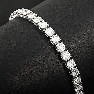 Moissanite 15.10 ctw Tennis Bracelet in Platinum Over Sterling Silver (6.50 In)