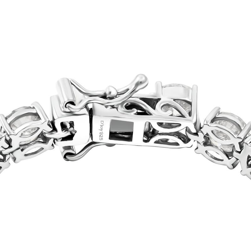 Moissanite 15.10 ctw Tennis Bracelet in Platinum Over Sterling Silver (6.50 In)