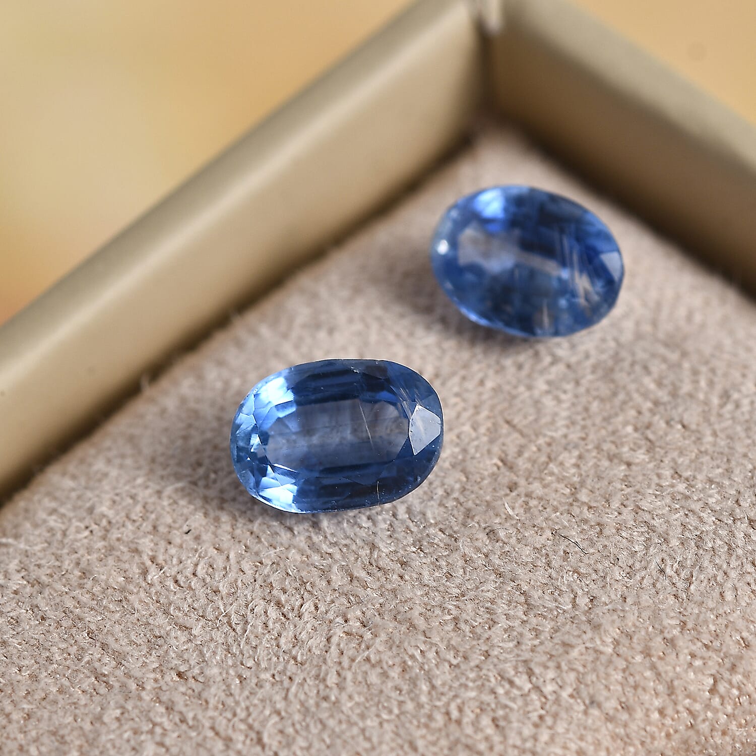 Kashmir Kyanite Set of 2 (Ovl 7x5 mm) 2.15 ctw Loose Gemstone