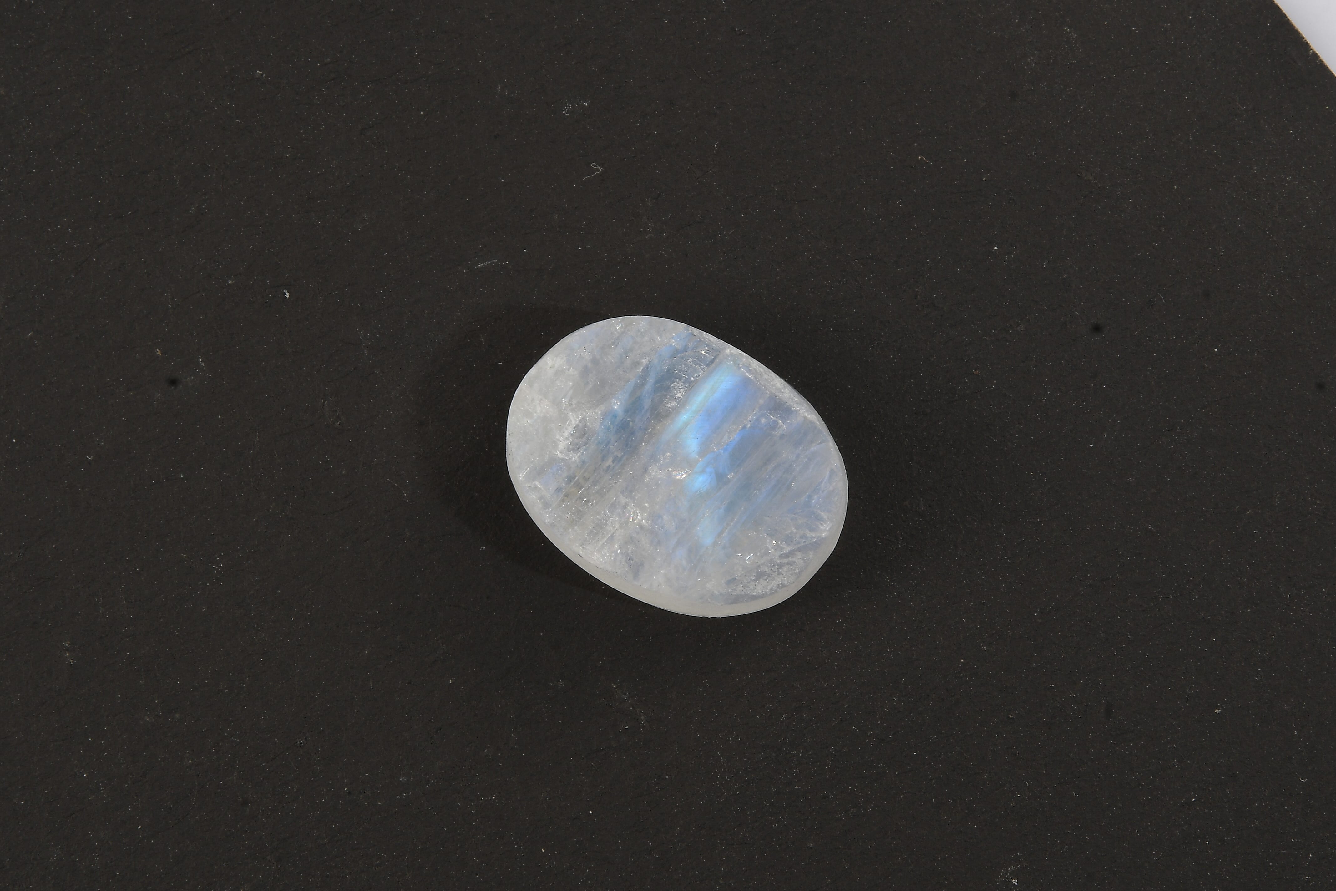 AA Rainbow Moonstone (Fancy 13x10 mm) 4.96 ctw Loose Gemstone