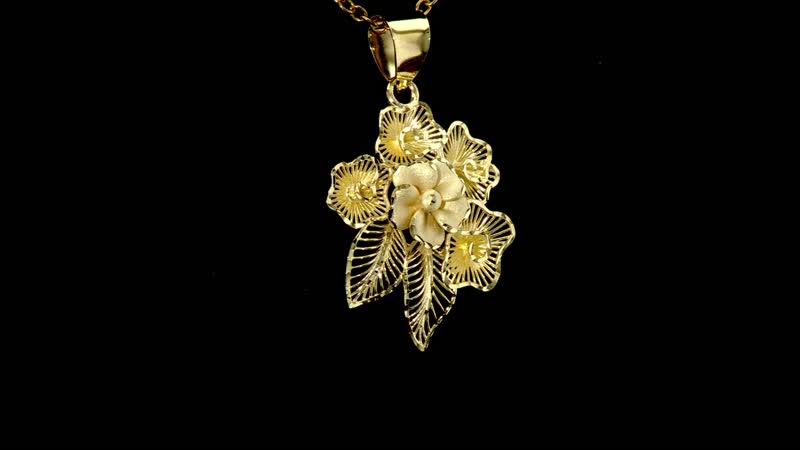 10K Yellow Gold Floral Pendant without Chain 1.38 Grams