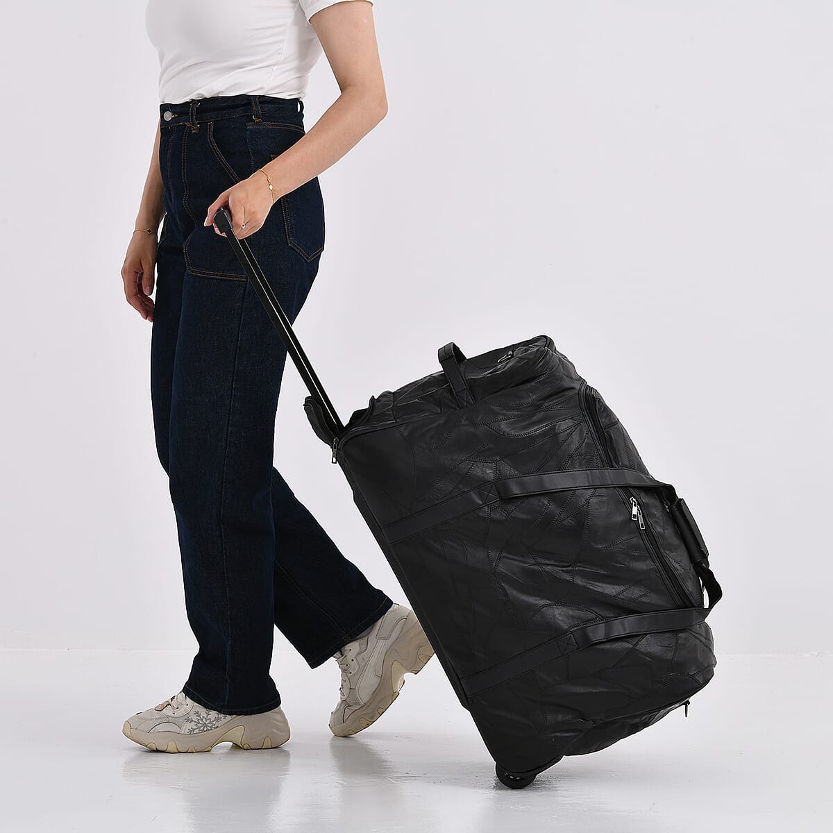 Black Patchwork Sheep Leather Travel Bag with Wheels image number 3