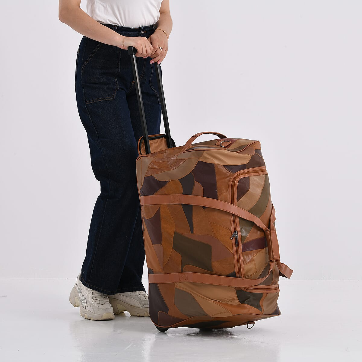 Multi Color Patchwork Sheep Leather Travel Bag with Wheels image number 3