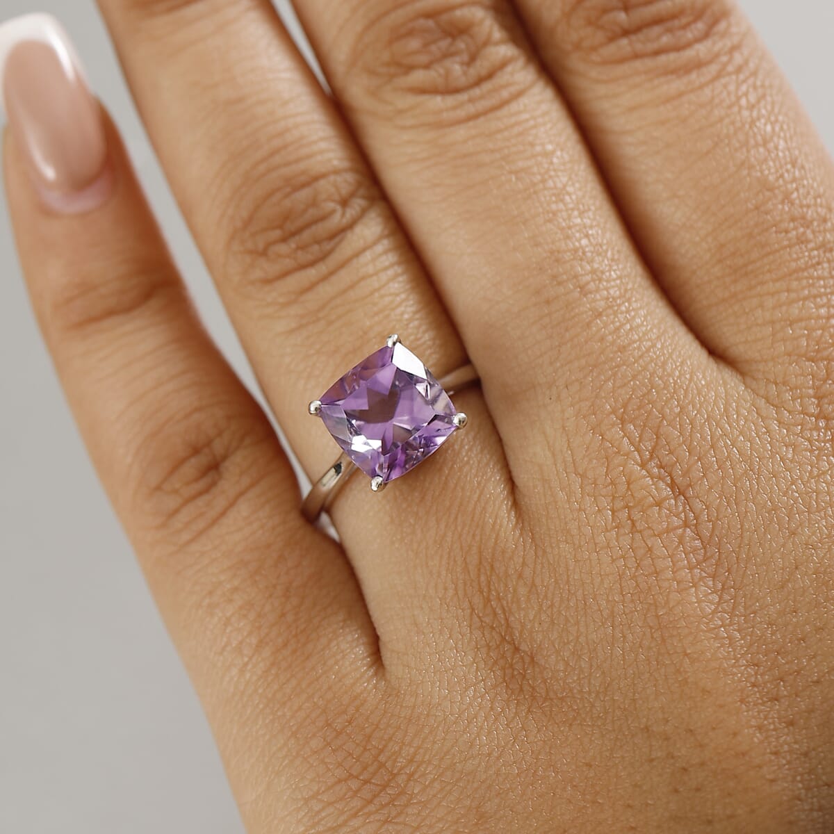 D'Joy Moroccan Rose 4.35 ctw Victorian Elegance Ring in Rhodium Over Sterling Silver (Size 6.0) image number 2