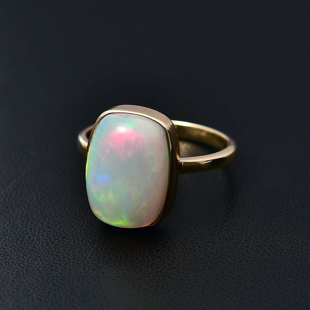 Luxoro AAA Ethiopian Welo Opal 4.70 ctw Solitaire Ring in 10K Yellow Gold (Size 10.0) image number 1