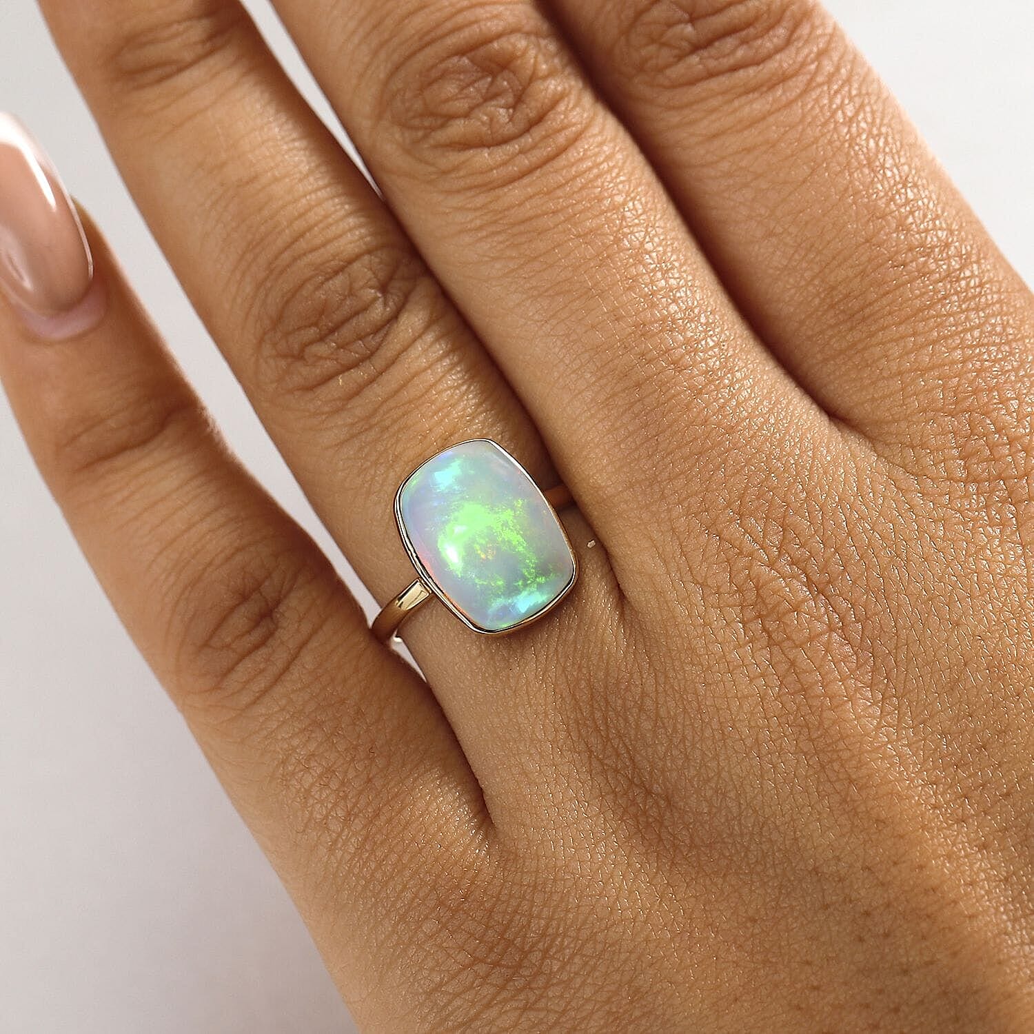 AAA Ethiopian Welo Opal 4.70 ctw Solitaire Ring in 10K Yellow Gold (Size 9.5)
