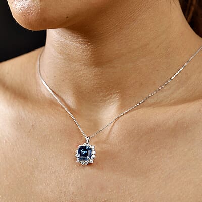 Certified & Appraised Luxuriant AAA Asscher Cut Lab Grown Alexandrite and E-F VS Lab Grown Diamond 7.01 ctw Pendant without Chain in 10K White Gold