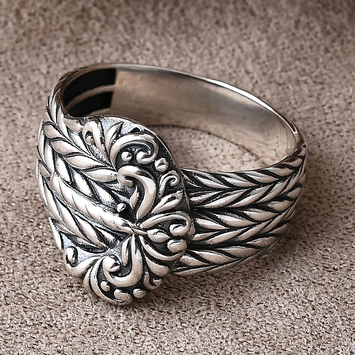 D'Joy Bali Legacy Padian Buckle Ring in Sterling Silver (Size 5.0) image number 1