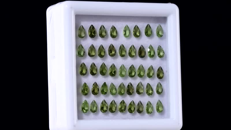 AA Peridot Arizona Assorted Box (Pear 5x3 mm) 10.00 ctw Loose Gemstone