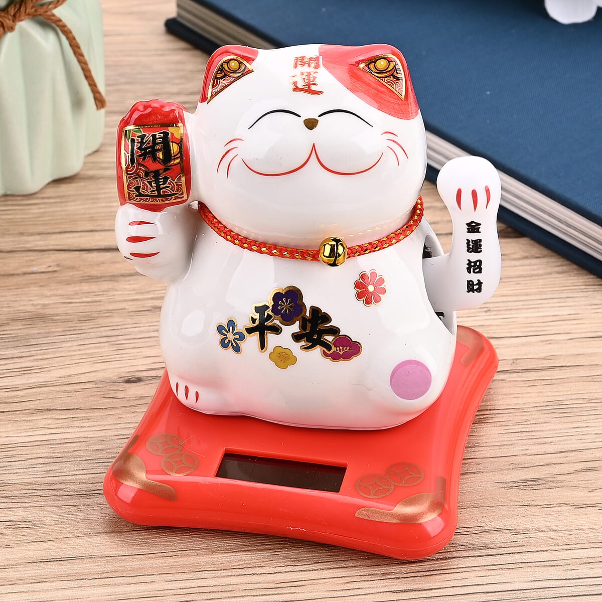 Ceramic Solar Money Cat Decoration - Peaceful image number 1