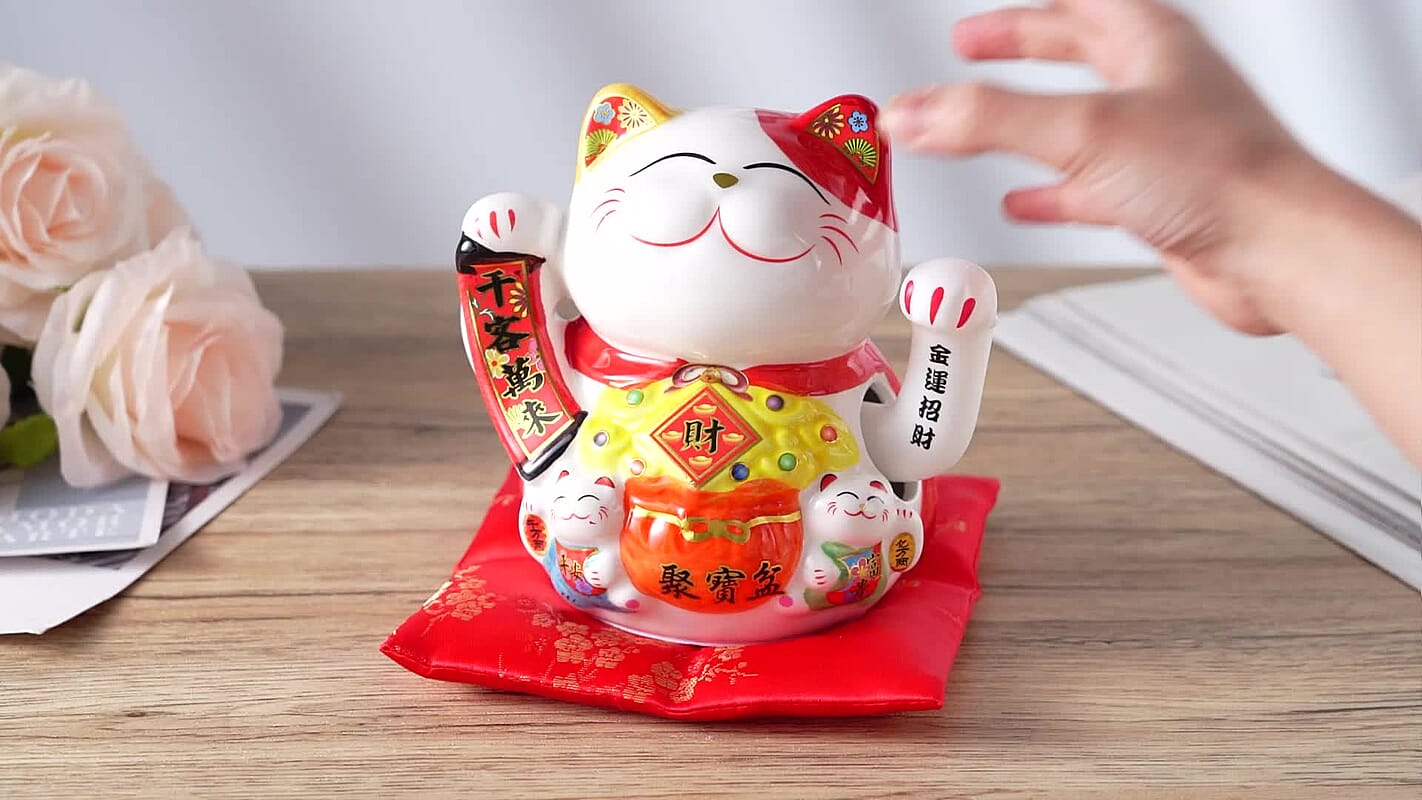 Ceramic Money Cat Decoration Shengyixinlong - Bring In Wealth & Treasure (2xAAA Not Included)