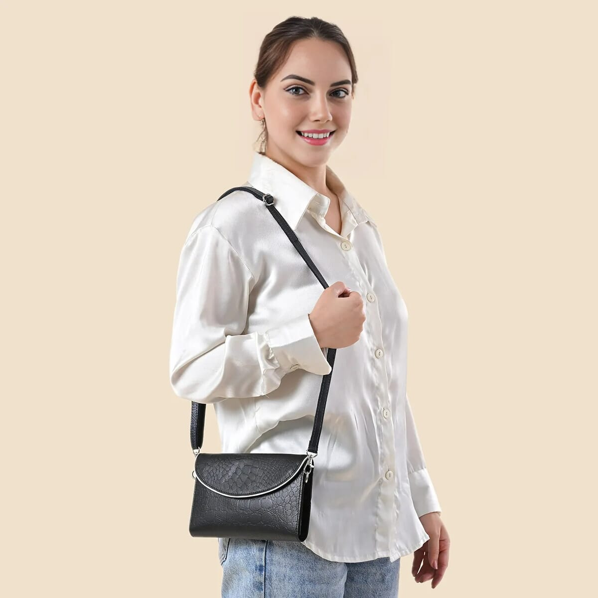 Black 100% Genuine Leather Flap Closure Crossbody Bag image number 1