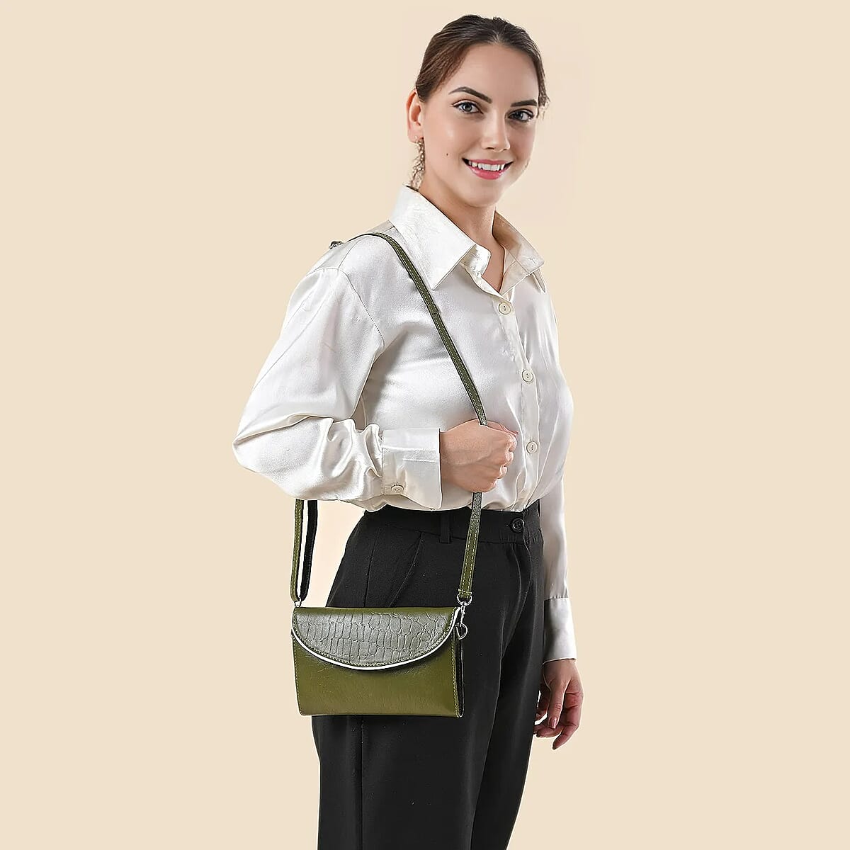 Green 100% Genuine Leather Flap Closure Crossbody Bag image number 1