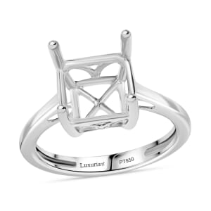 950 Platinum Ring (Size 8.0) 4.90 Grams