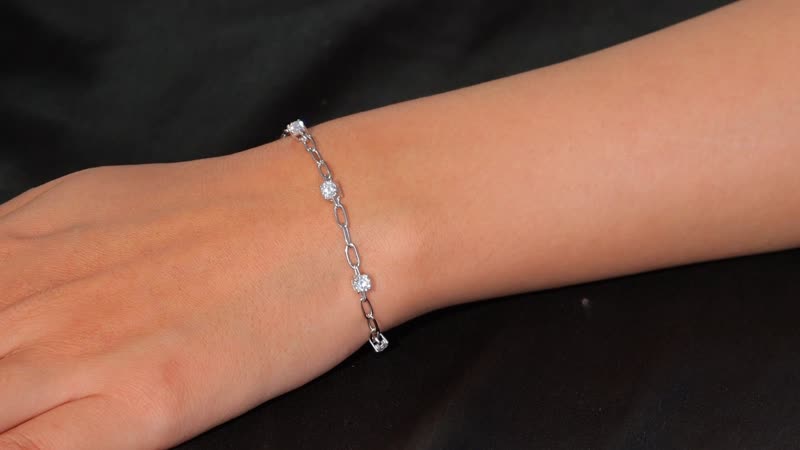 D'Joy Moissanite 1.70 ctw Chain Bracelet in Rhodium Over Sterling Silver (7.25 In)