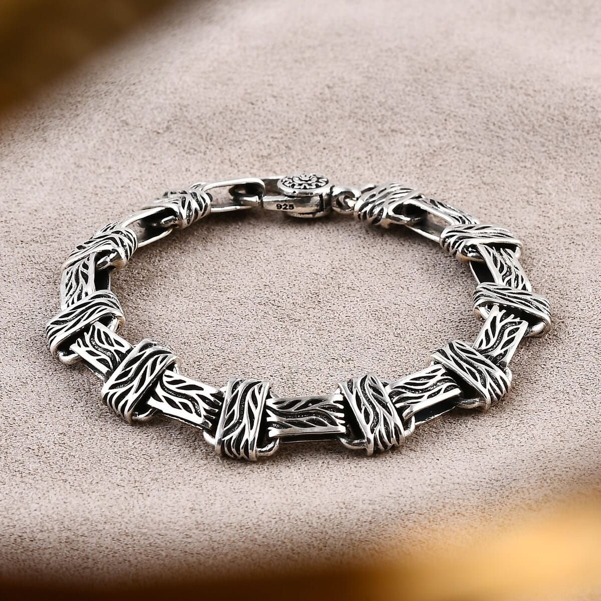 Bali Legacy Barong Link Chain Bracelet in Sterling Silver (8.00 In) 24.85 Grams image number 1