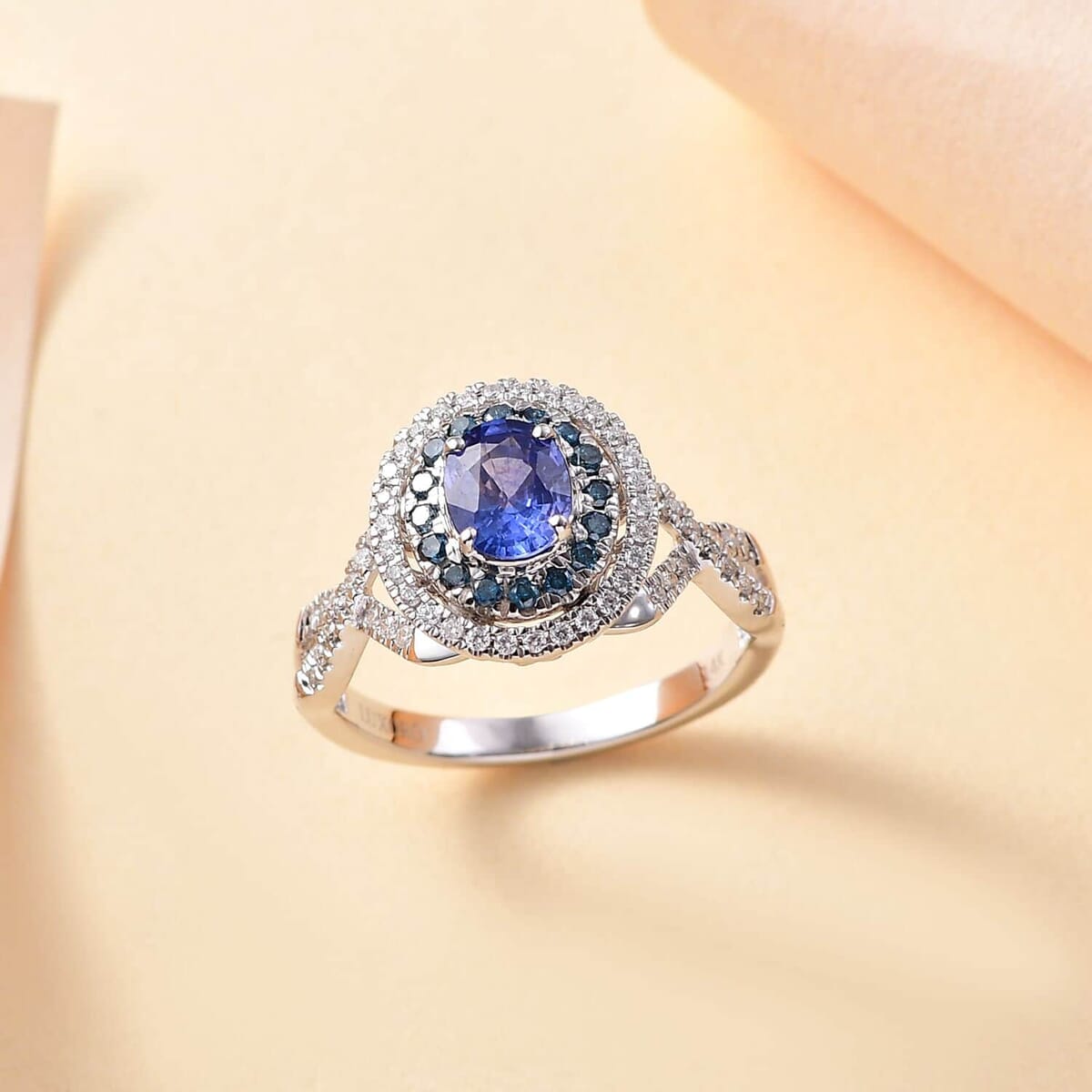 Certified & Appraised Luxoro AAA Ceylon Blue Sapphire, Blue and I2 White Diamond 1.70 ctw Ring in 14K White Gold (Size 7.5) 4.60 Grams image number 1
