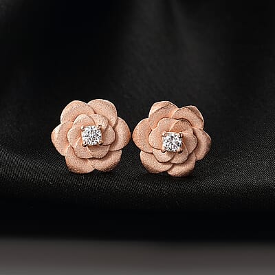 Luxuriant Lab Grown Diamond G-H SI 0.20 ctw Floral Stud Earrings in 18K Vermeil Rose Gold Over Sterling Silver