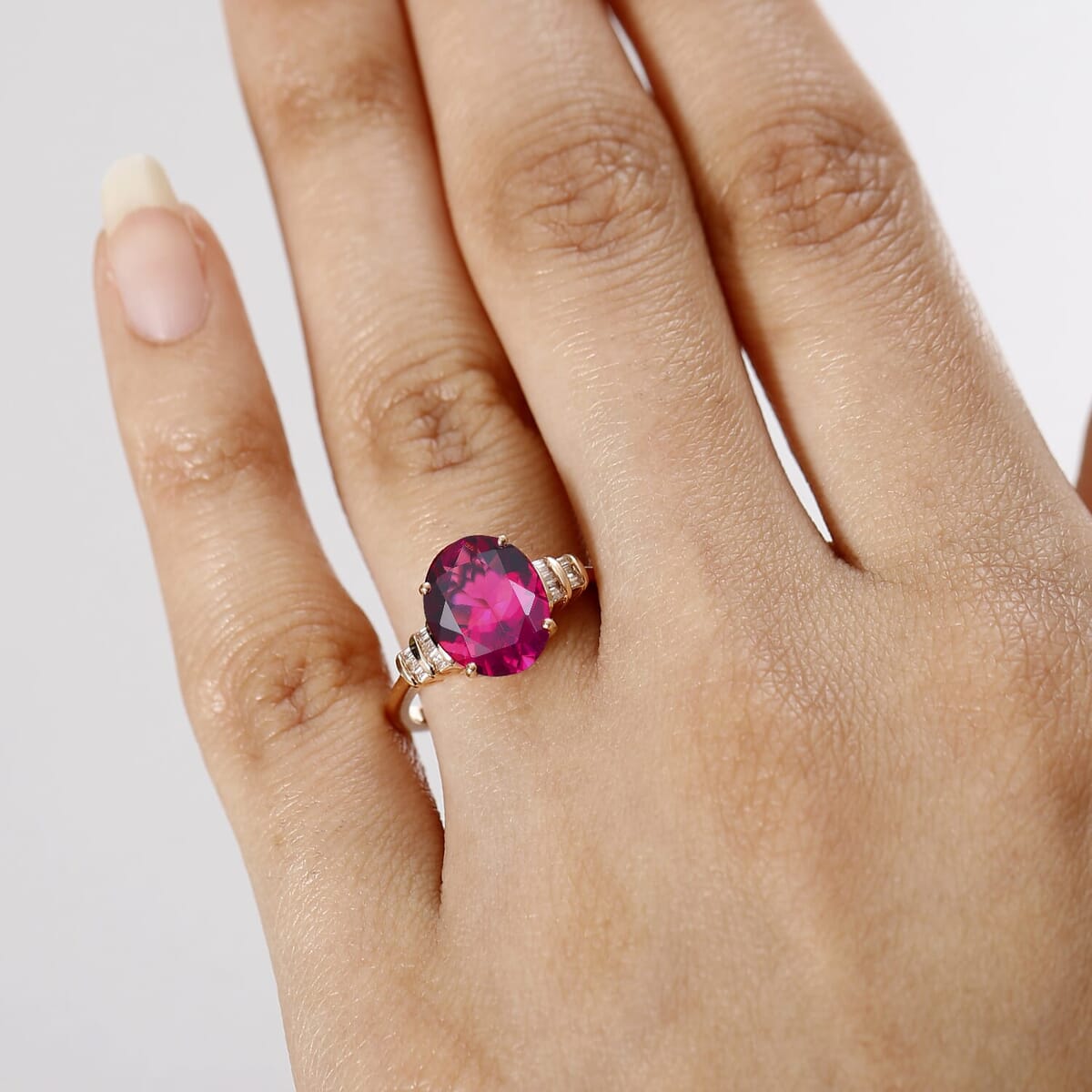 Epic Deal 10K Rose Gold Luxuriant Lab Grown Premium Bixbite, White Diamond (I2) Ring (Size 9.5) 3.50 ctw image number 2