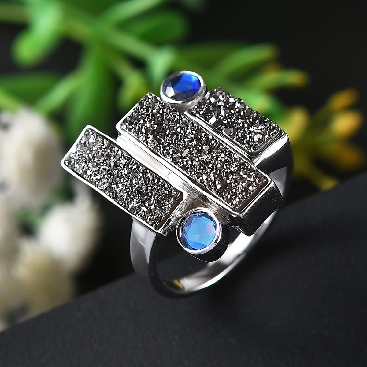 Sajen Silver Black Diamond Flat Drusy Quartz and Rainbow Iriss Doublet Quartz 6.15 ctw Ring in Rhodium Over Sterling Silver (Size 7.0) image number 1