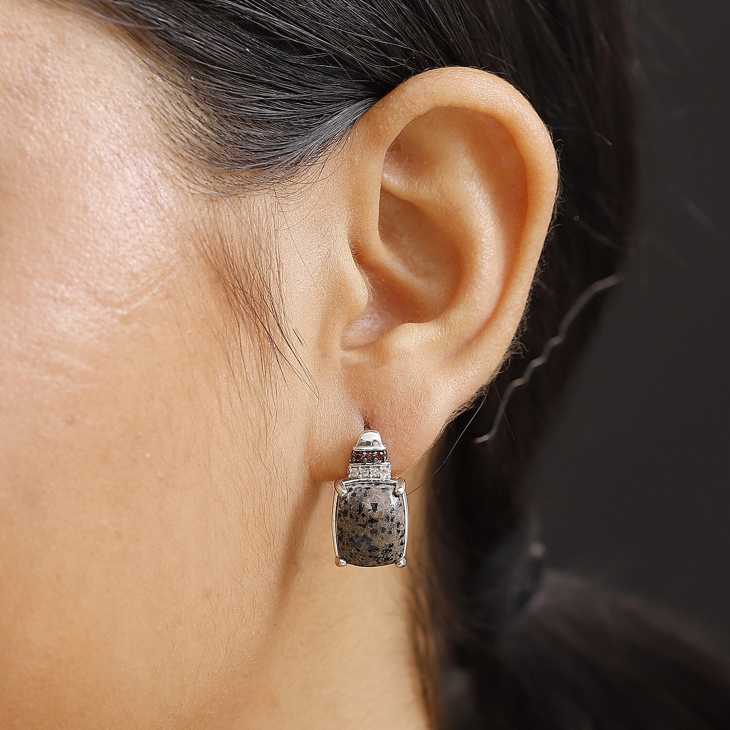 Default Title - Product card gallery slide 3 (10145981825307)