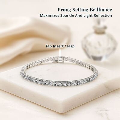 Luxuriant Lab Grown Diamond 7.00 ctw Bracelet in 14K White Gold (7.00 In) 6 Grams
