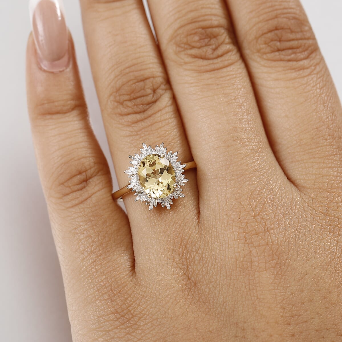 Luxoro Premium Brazilian Heliodor and I2 Diamond 2.85 ctw Sunburst Ring in 10K Yellow Gold (Size 8.0) image number 2