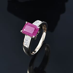 Luxoro AAA Royal Ruby and Diamond I2 3.50 ctw Ring in 10K Yellow Gold (Size 8.0)