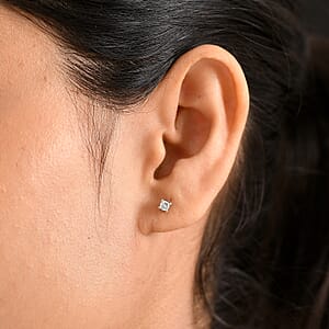 Luxuriant Lab Grown Diamond E-F VS 0.20 ctw Stud Earrings in Platinum Over Sterling Silver