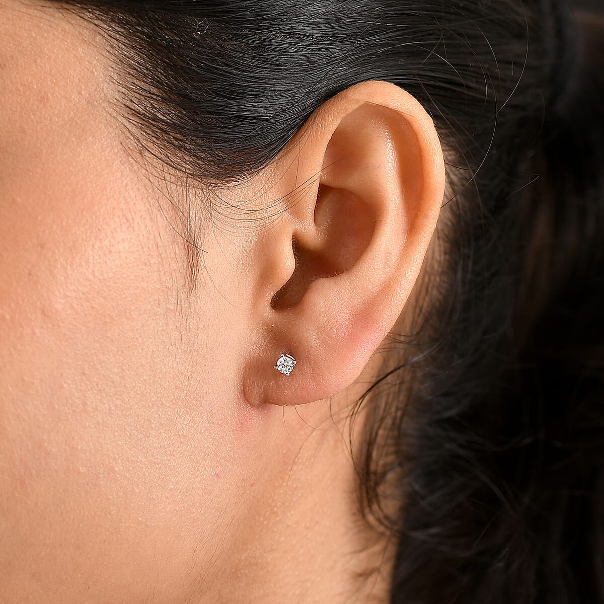 Luxuriant Lab Grown Diamond E-F VS 0.20 ctw Stud Earrings in 950 Platinum image number 2