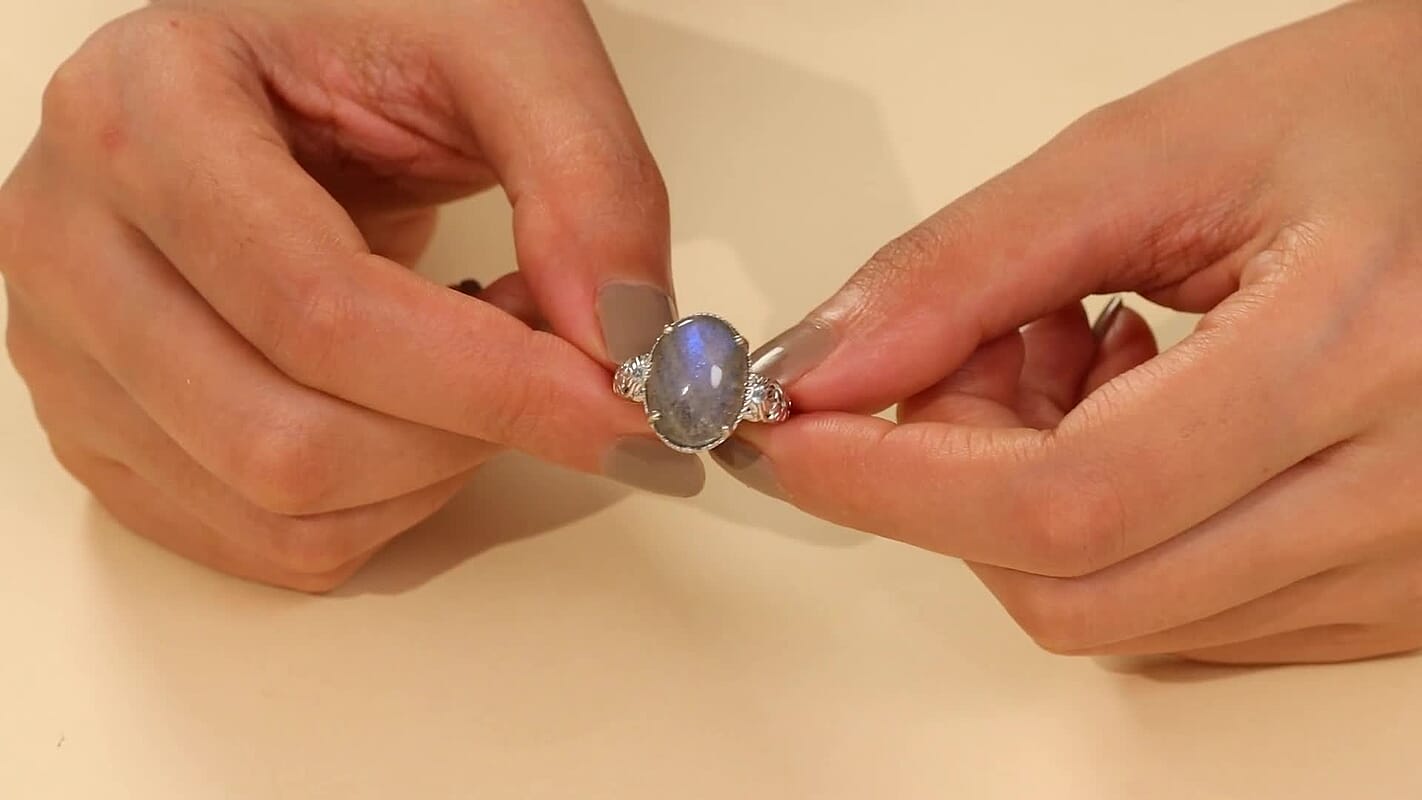 Karis Malagasy Labradorite and Blue Topaz 10.65 ctw Ring in Platinum Bond (Size 10.0)