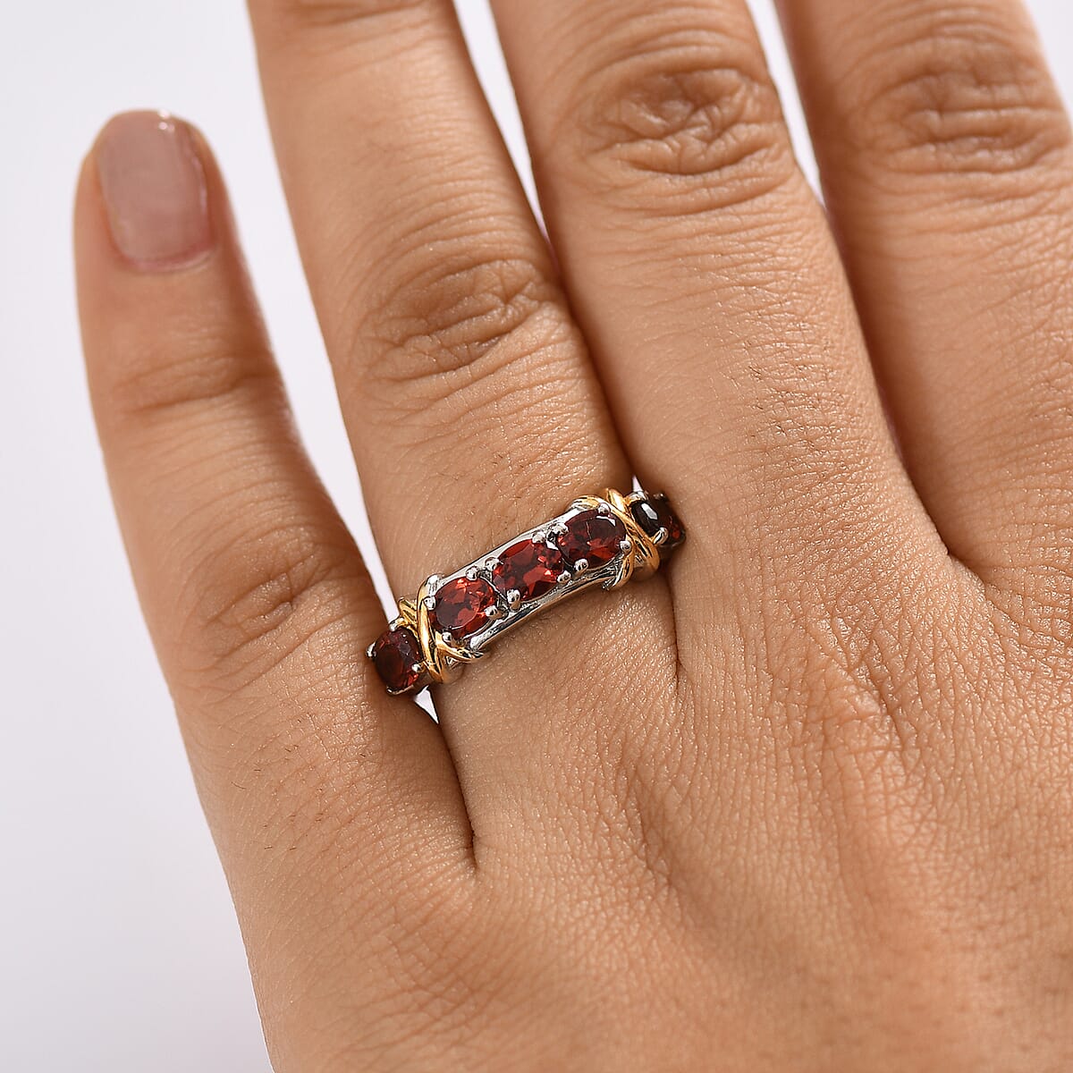 EverTrue Mozambique Garnet 2.30 ctw Ring in 18K YG Plated and Platinum Bond (Size 6.0)  image number 2