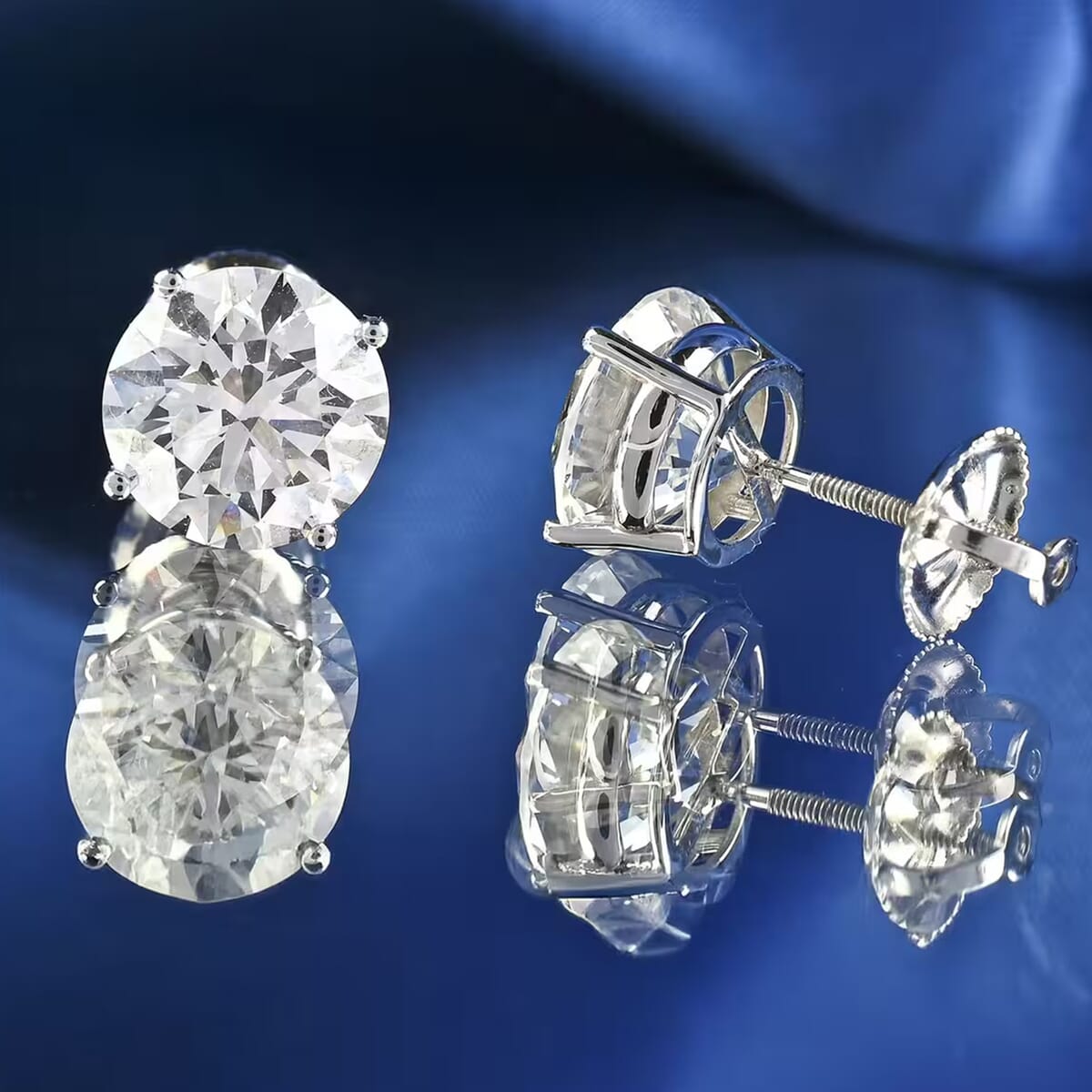 Luxuriant Lab Grown Diamond VS 4.00 ctw Stud Earrings in 14K White Gold  image number 7