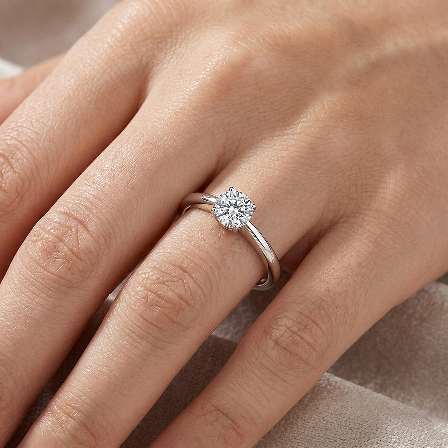 Luxuriant Lab Grown Diamond E-F VS 0.50 ctw Solitaire Ring in Platinum Over Sterling Silver (Size 10.0)