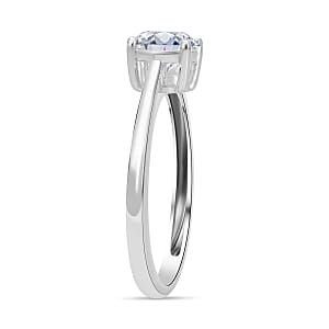 Luxuriant Lab Grown Diamond E-F VS 0.50 ctw Solitaire Ring in Platinum Over Sterling Silver (Size 7.0)