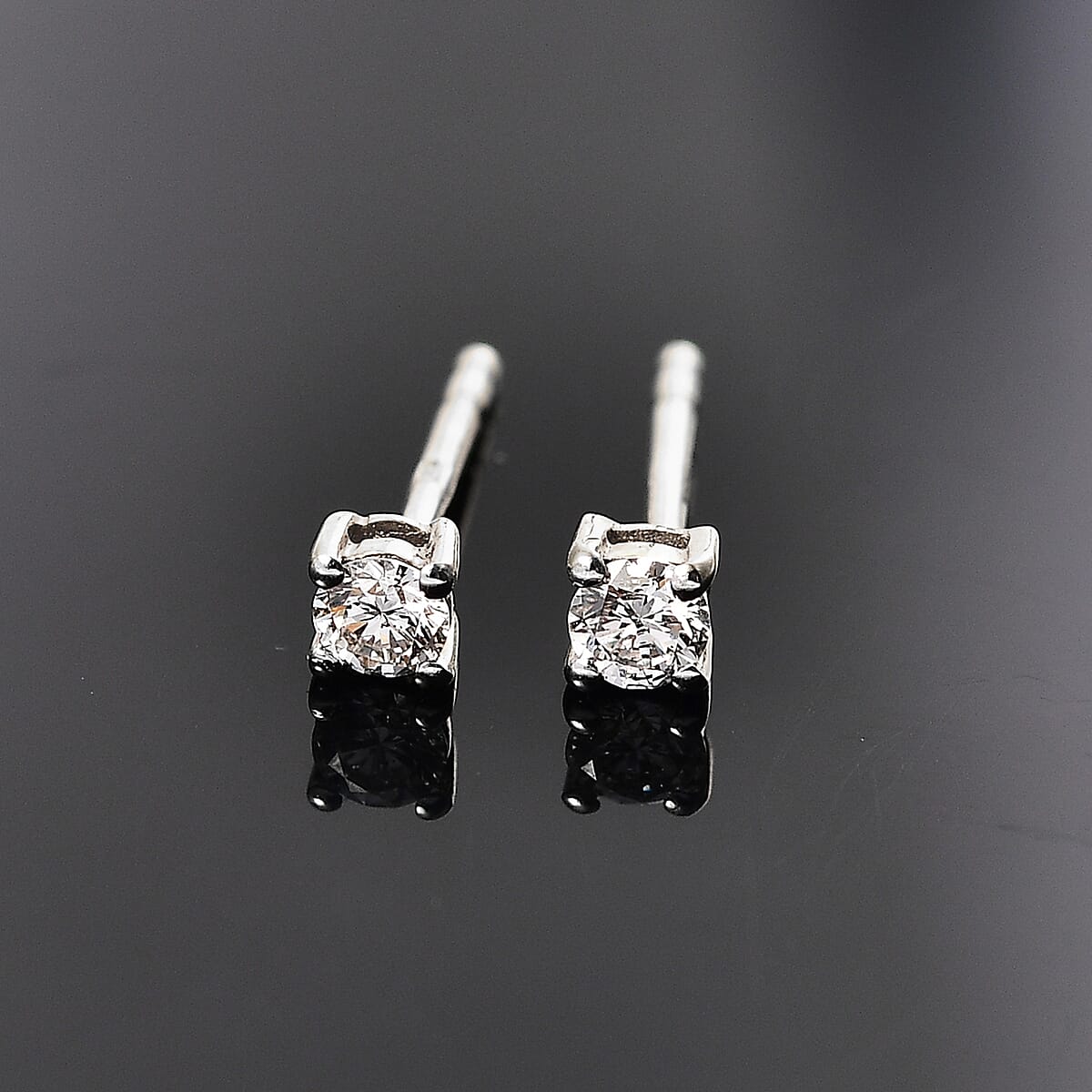 Luxuriant Lab Grown Diamond E-F VS 0.50 ctw Stud Earrings in Platinum Over Sterling Silver image number 1