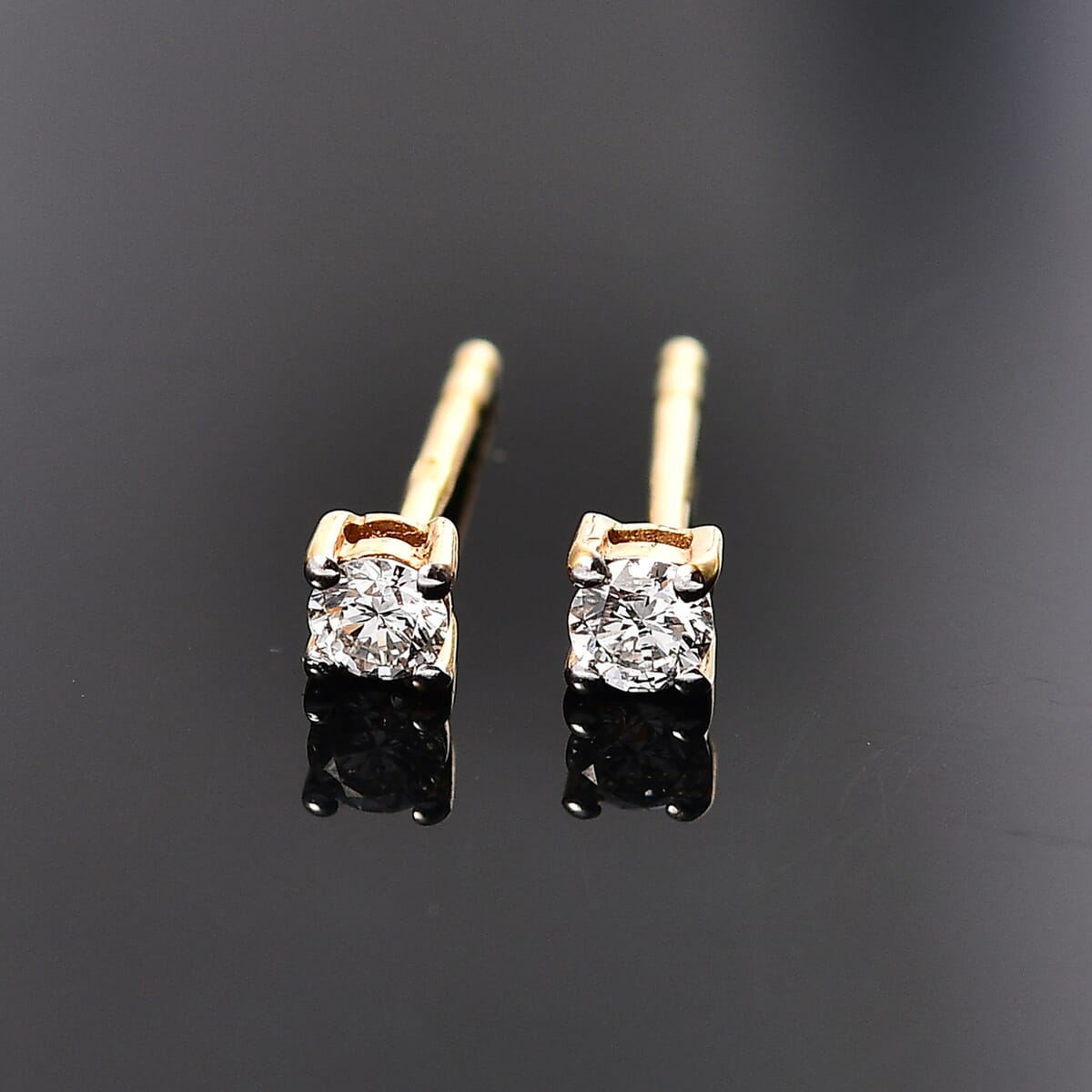 Luxuriant Lab Grown Diamond E-F VS 0.50 ctw Stud Earrings in 14K Yellow Gold image number 1
