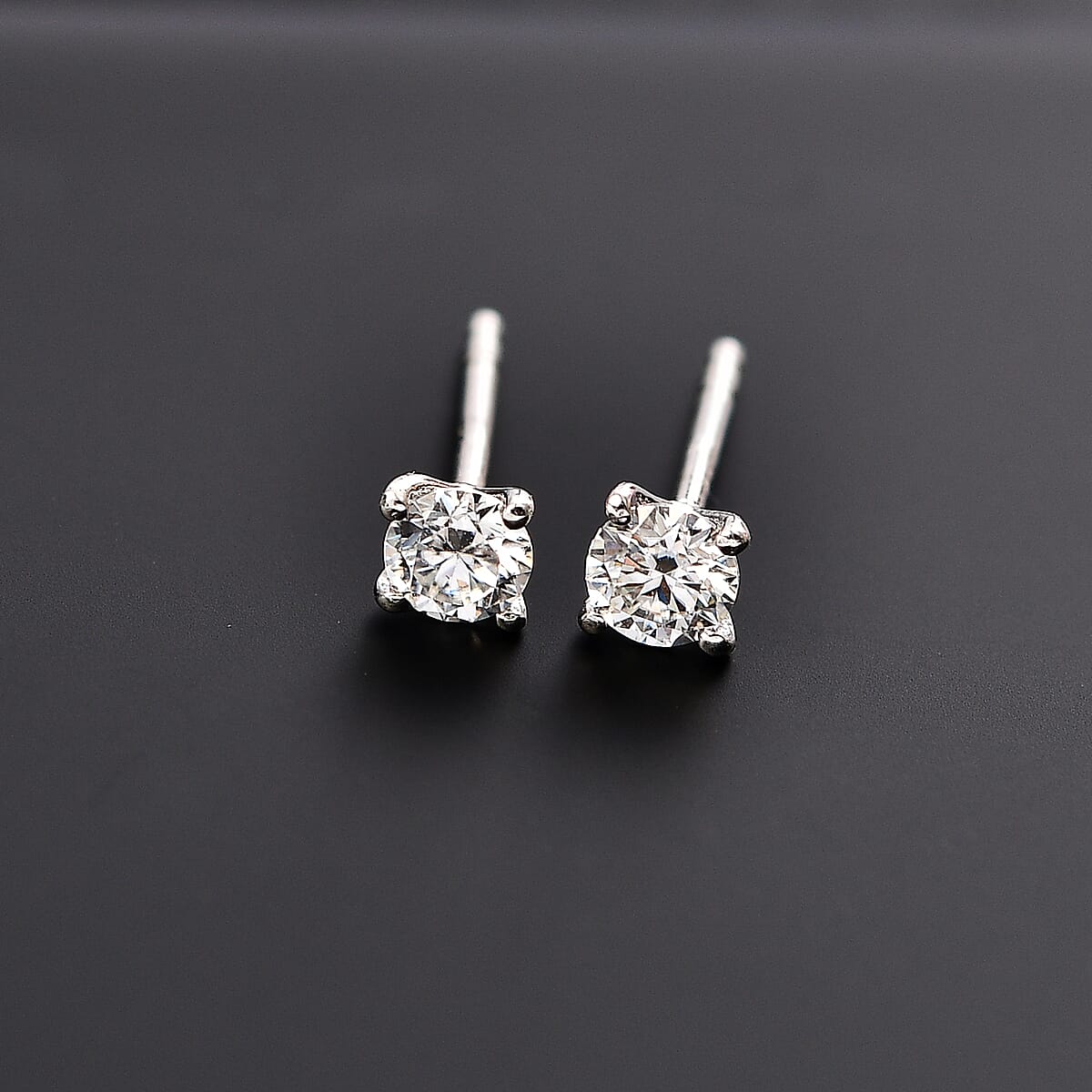 IGI Certified Luxuriant Lab Grown Diamond E-F VS 1.00 ctw Stud Earrings in Platinum Over Sterling Silver image number 1