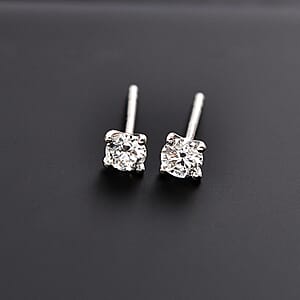 IGI Certified Luxuriant Lab Grown Diamond E-F VS 1.00 ctw Stud Earrings in Platinum Over Sterling Silver