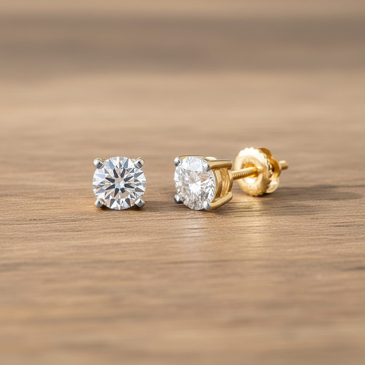 IGI Certified Luxuriant Lab Grown Diamond E-F VS 1.50 ctw Stud Earrings in 14K Yellow Gold image number 1