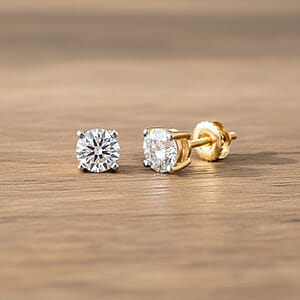 IGI Certified Luxuriant Lab Grown Diamond E-F VS 1.50 ctw Stud Earrings in 14K Yellow Gold