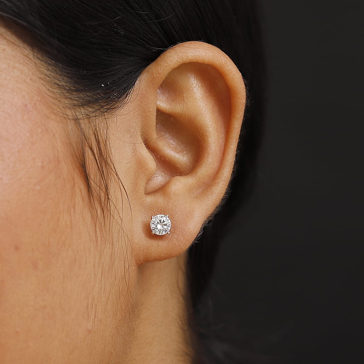 IGI Certified Luxuriant Lab Grown Diamond E-F VS 1.50 ctw Stud Earrings in 14K Yellow Gold image number 2