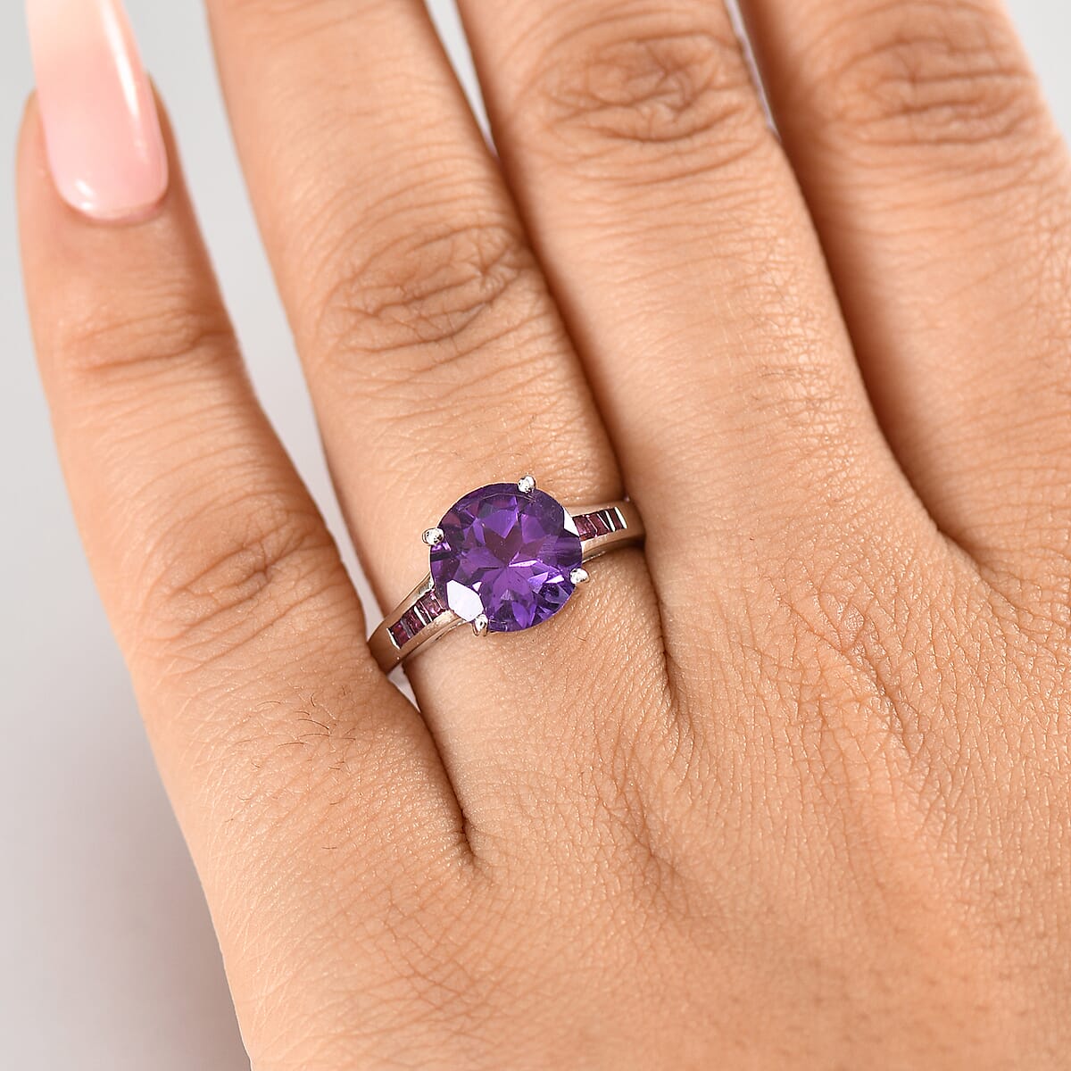 D'Joy African Amethyst and Orissa Rhodolite Garnet 4.40 ctw Ring in Rhodium Over Sterling Silver (Size 5.0) image number 2