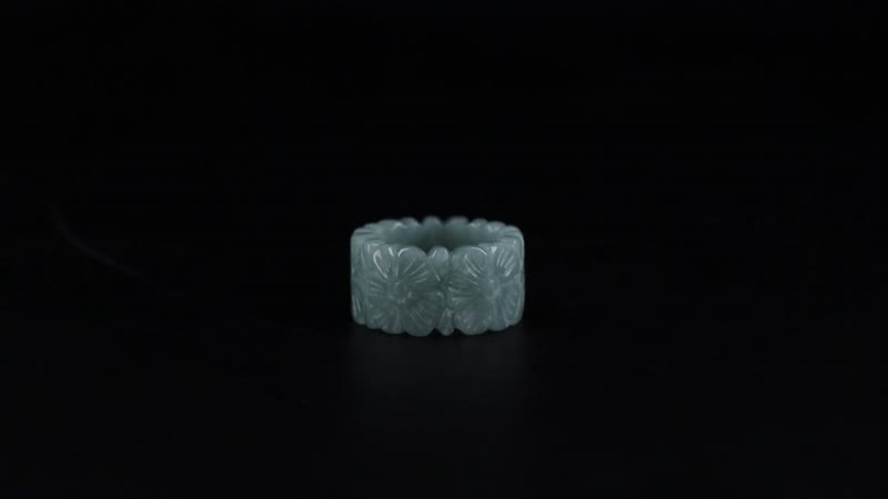 Natural Olmec Jadeite Carved Floral Band Ring (Size 8.0) 42.00 ctw