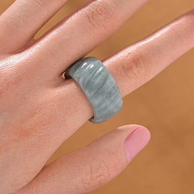 Natural Olmec Jadeite 44.00 ctw Carved Verdant Flow Band Ring (Size 10.0)