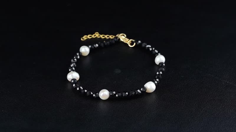 Freshwater Pearl and Thai Black Spinel 30.00 ctw Beaded Bracelet in ION Plated YG Stainless Steel (7.50-9.0In)