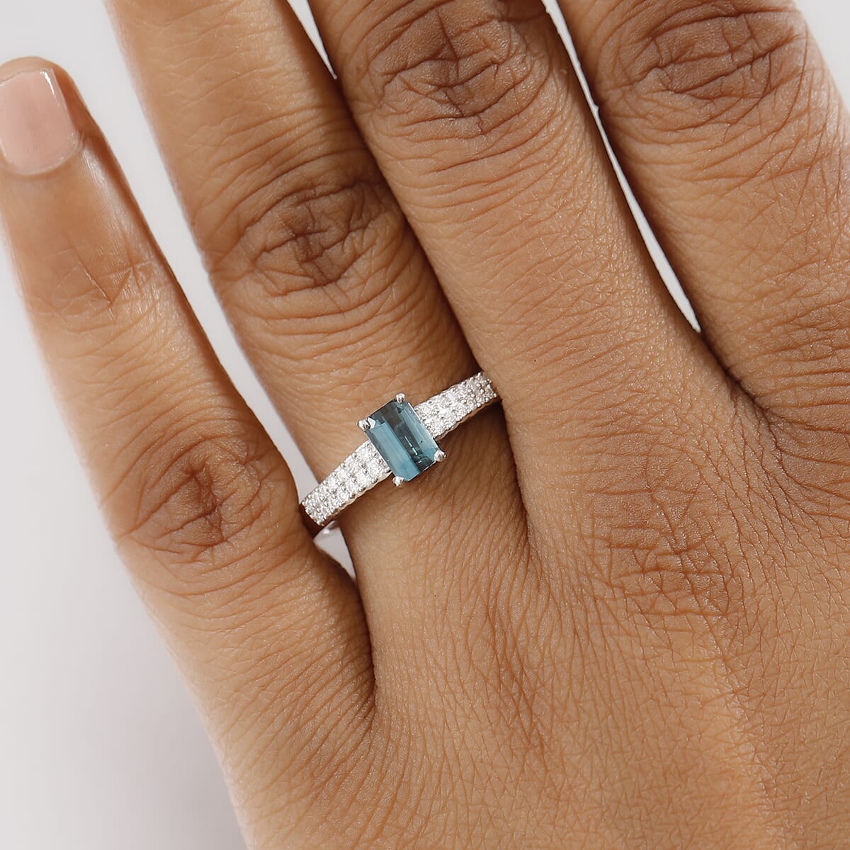 D'Joy Premium Pirineu Lagoon Tourmaline and Moissanite 0.85 ctw Imperial Starlight Ring in Rhodium Over Sterling Silver (Size 9.0) image number 2